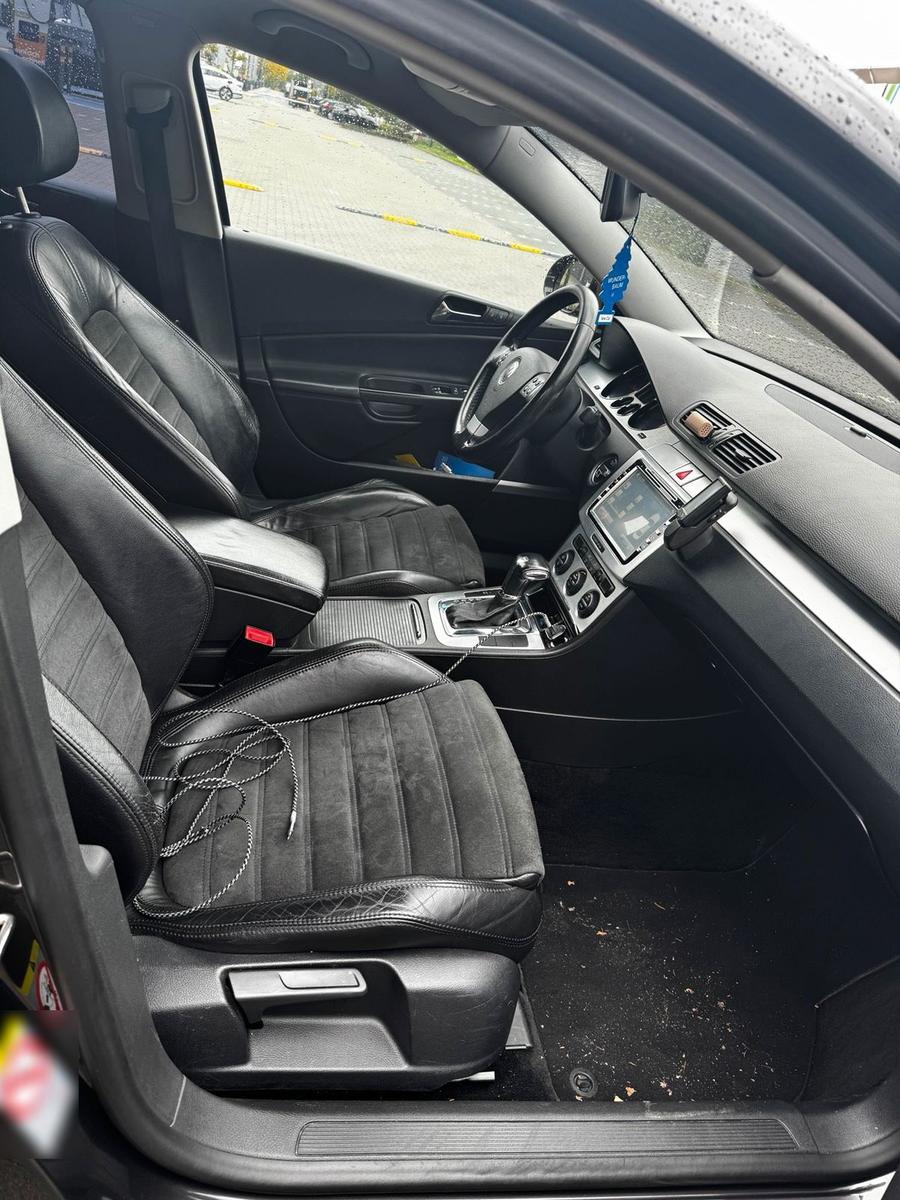 Volkswagen Passat 2006 — interior