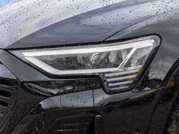 Audi Q8 e-tron - 10