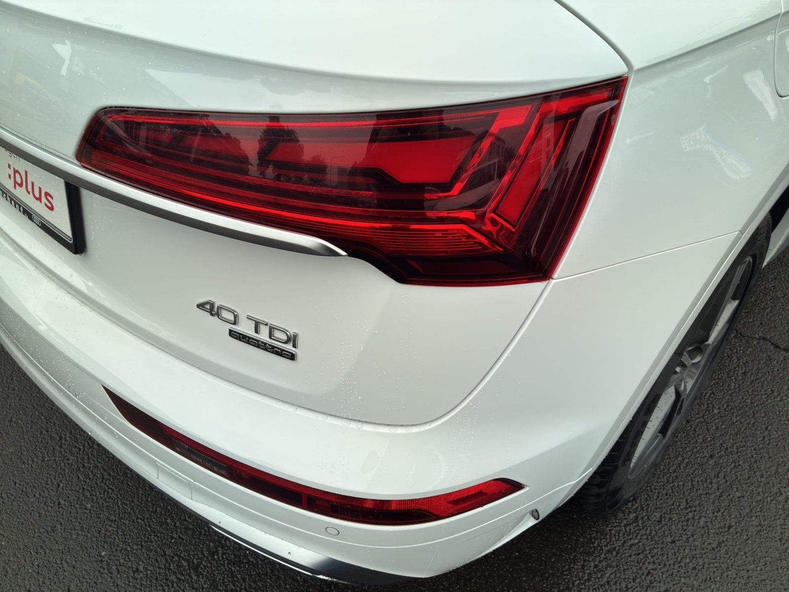 Fahrzeugabbildung Audi Q5 40 TDI quattro S-Line AHK,Kamera,LED,Matrix