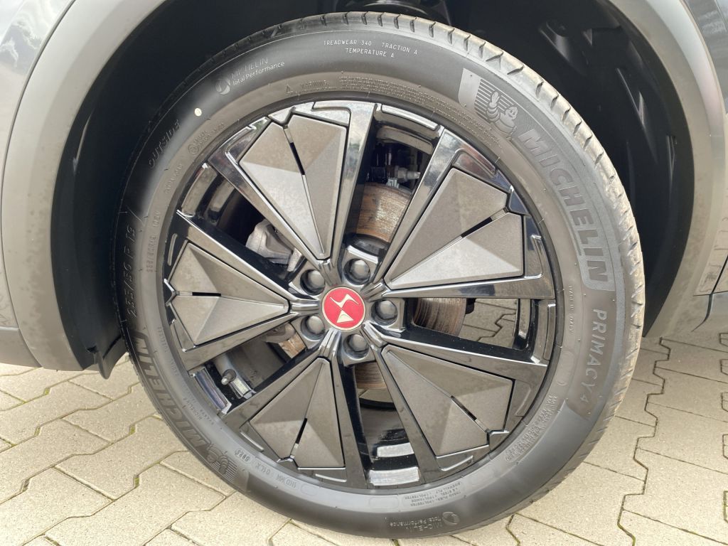 Fahrzeugabbildung DS Automobiles DS7 BlueHDI 130 Aut. PERFORMANCE LINE + *AZV*