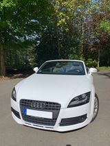 Audi TT-Roadster 2.0 TFSI S tronic - Scheckheft - Audi aus 2007: Cabrio