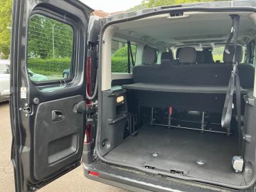 Renault Trafic Combi L2H1+9-Sitzer+LED+Navi+PDC