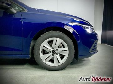 Volkswagen Golf 1.5 eTSI DSG Life Garantie b. 27.2.29  LED