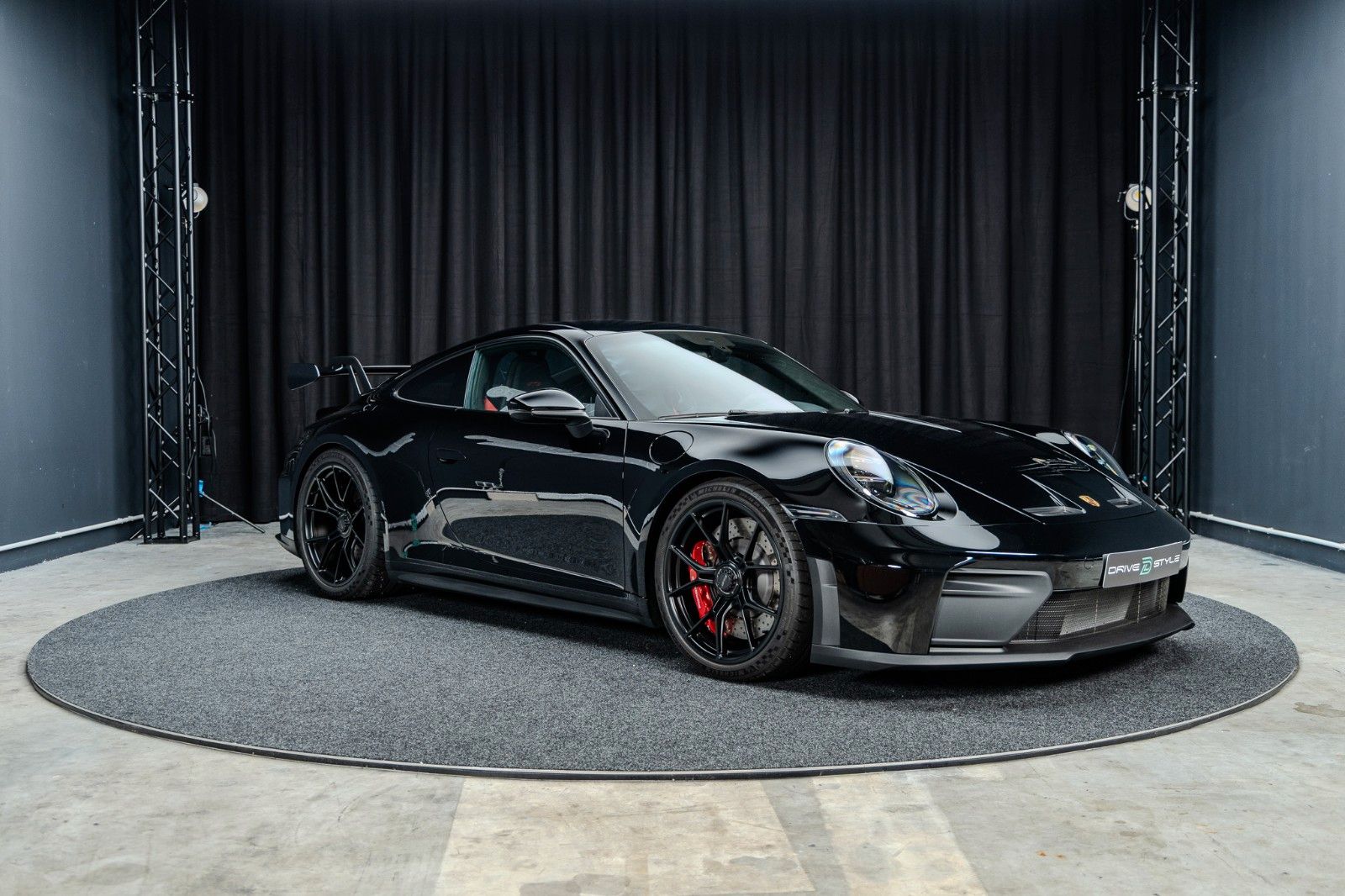 Fahrzeugabbildung Porsche GT3 + 1. Hand + 1.835 km + Lift + Carbon + BOSE