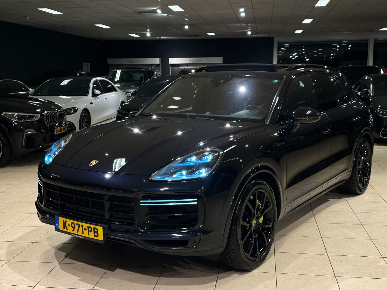 Porsche Cayenne 4.0 Turbo S E-Hybrid/PANO/2HAND/MATRIX/ imagem 2