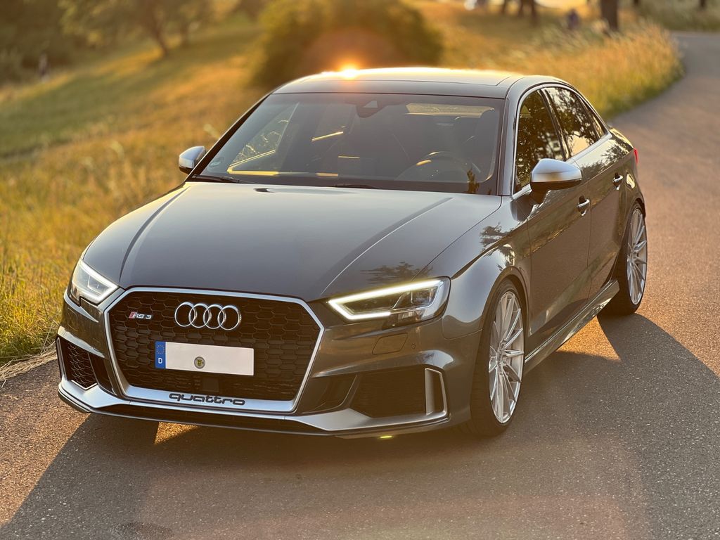 Image of Audi RS3