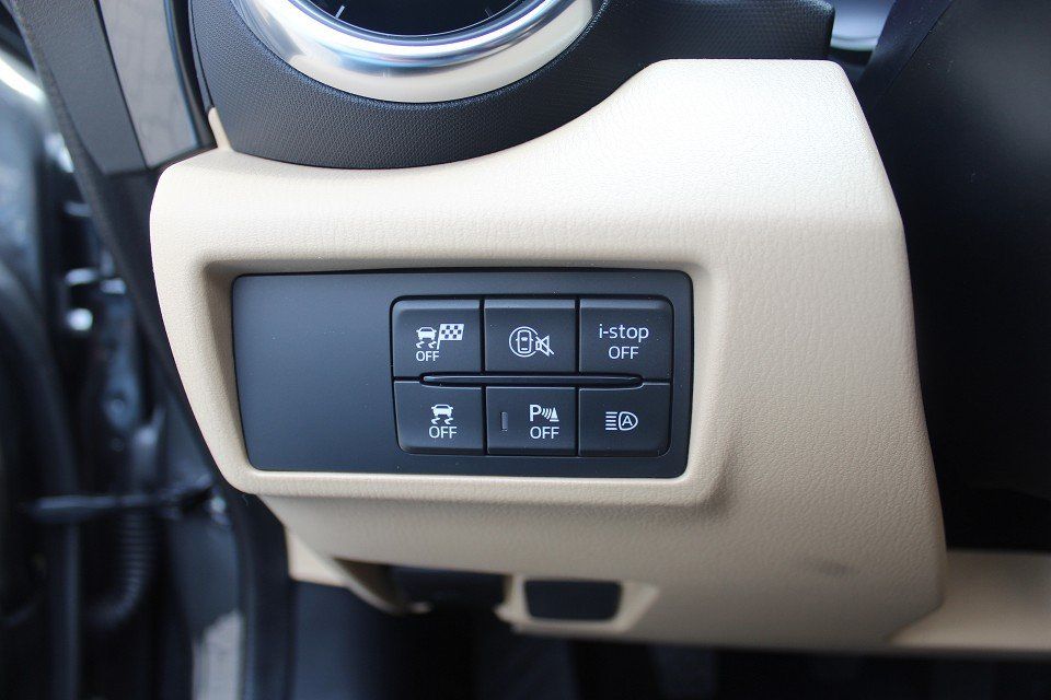 Fahrzeugabbildung Mazda MX-5 RF Kazari G-132 +Aktion+ NAPPA NAVI ACAA MA