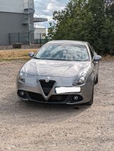 Alfa Romeo Giulietta 1.6 JTDm 16V 88 kW Super Super - Alfa Romeo Giulietta mit Diesel-Antrieb: 1.6