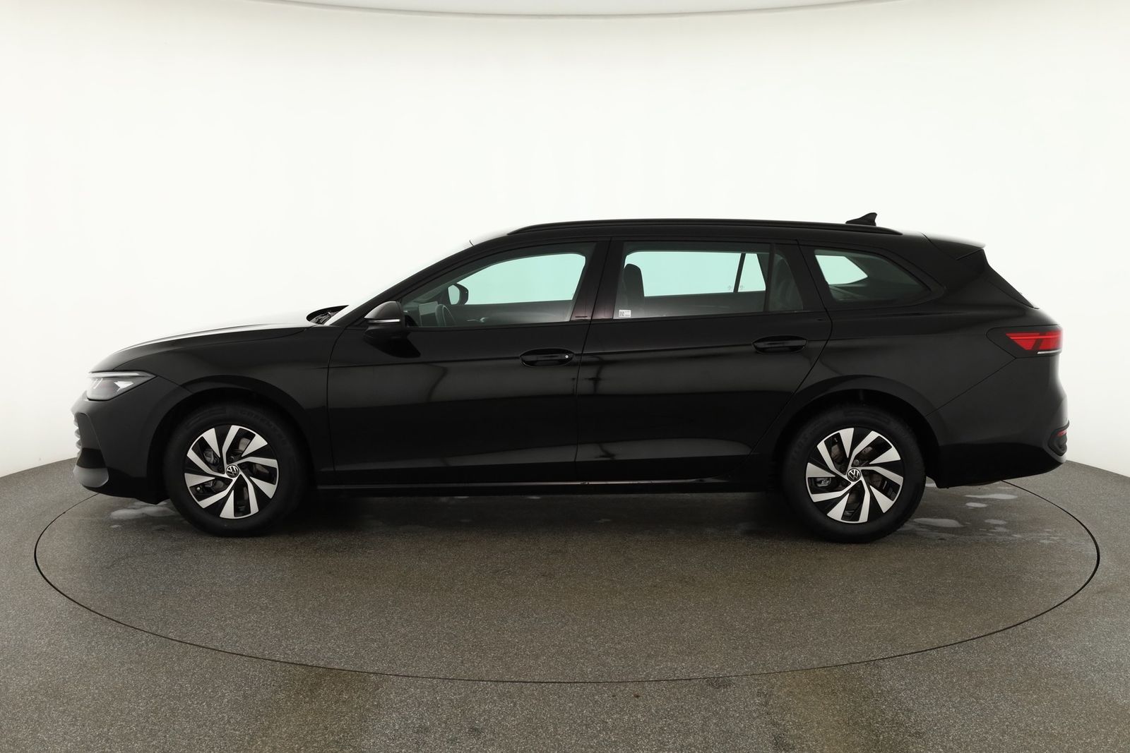 Volkswagen Passat Variant 1.5 eTSI DSG LED Navi Kamera ACC imagem 2