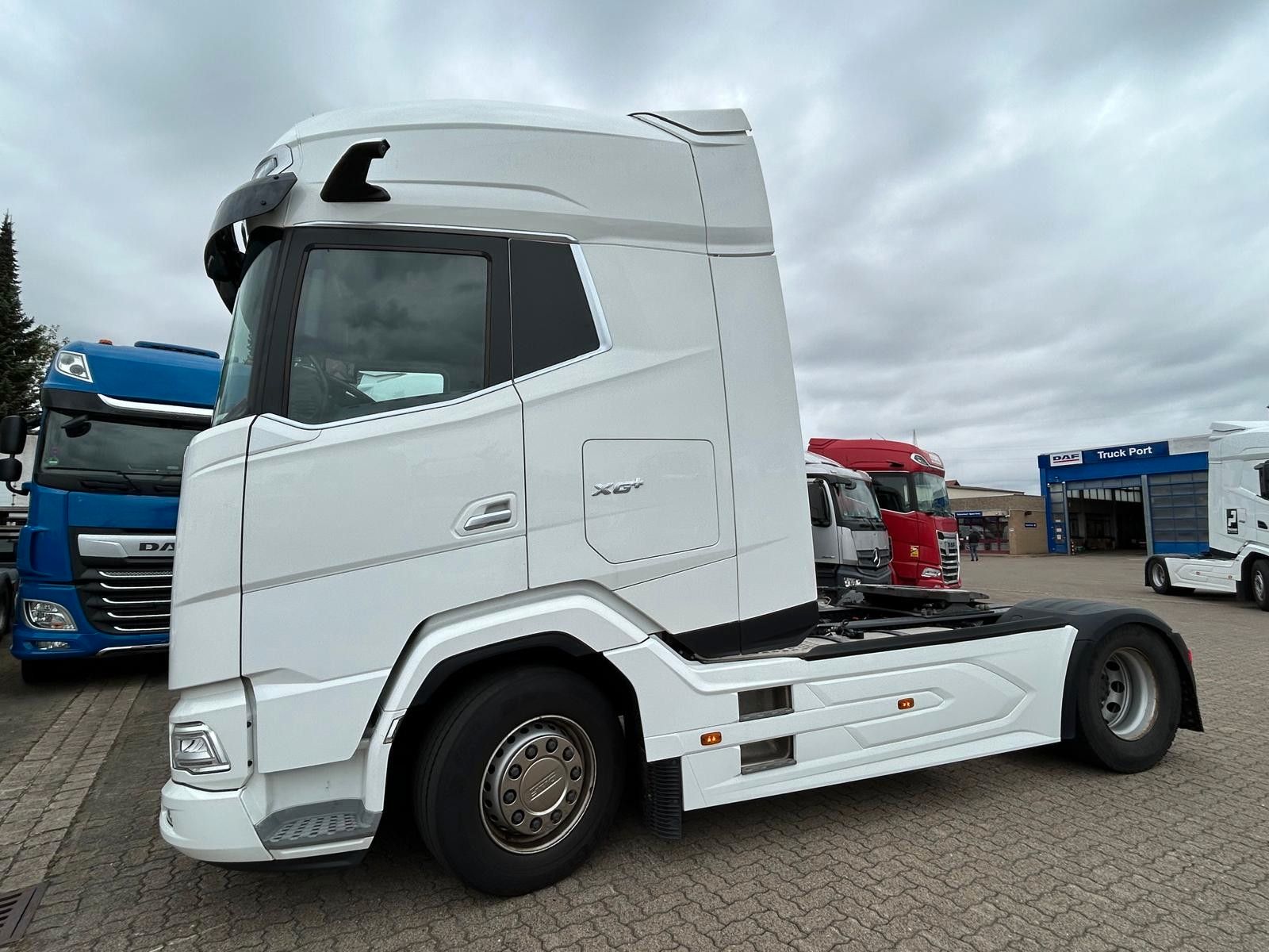 Fahrzeugabbildung DAF XG+ 480 FT, 184.000 km
