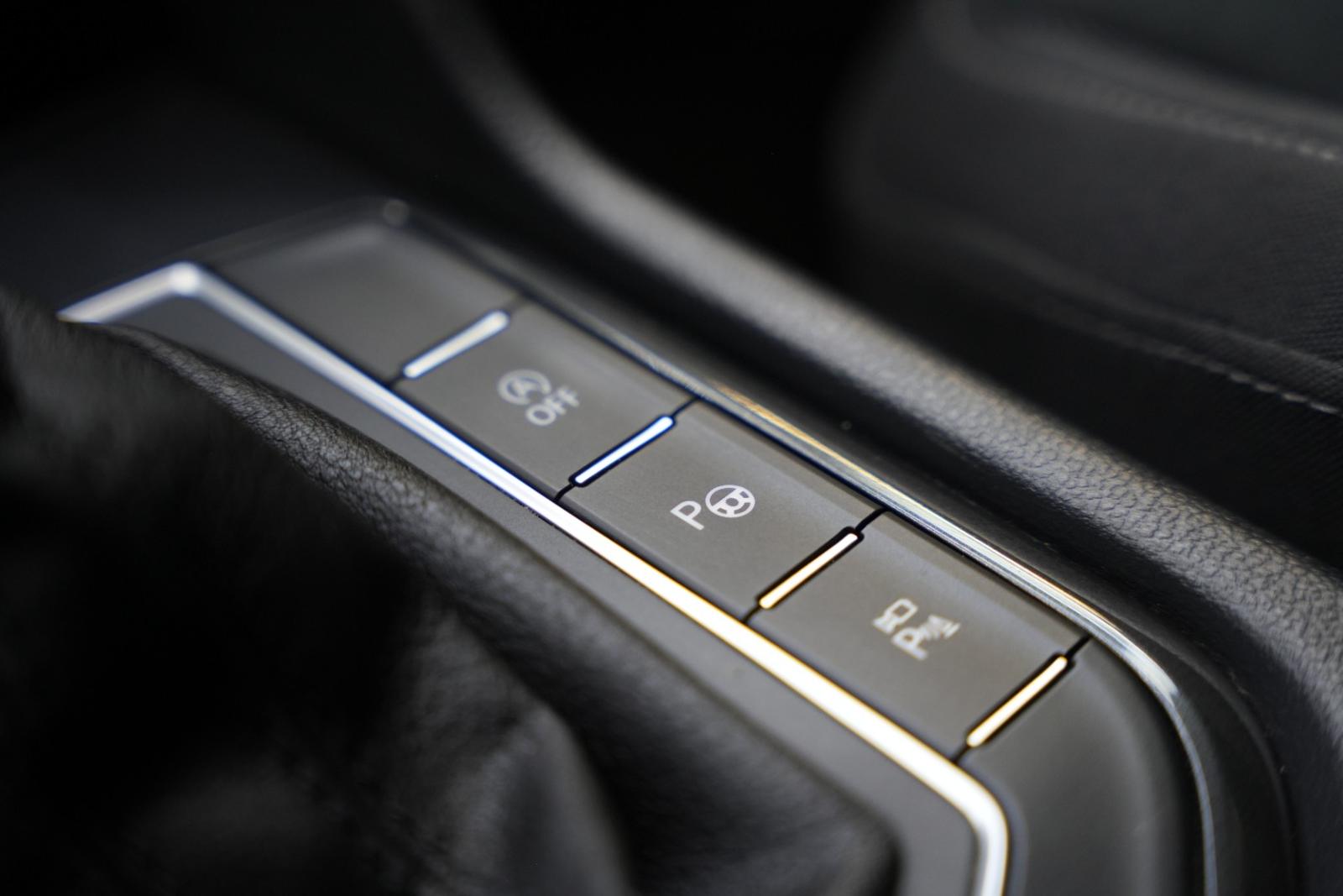 Volkswagen Tiguan 2.0 TDI Highline 4Motion 360KAMERA*NAVI*S