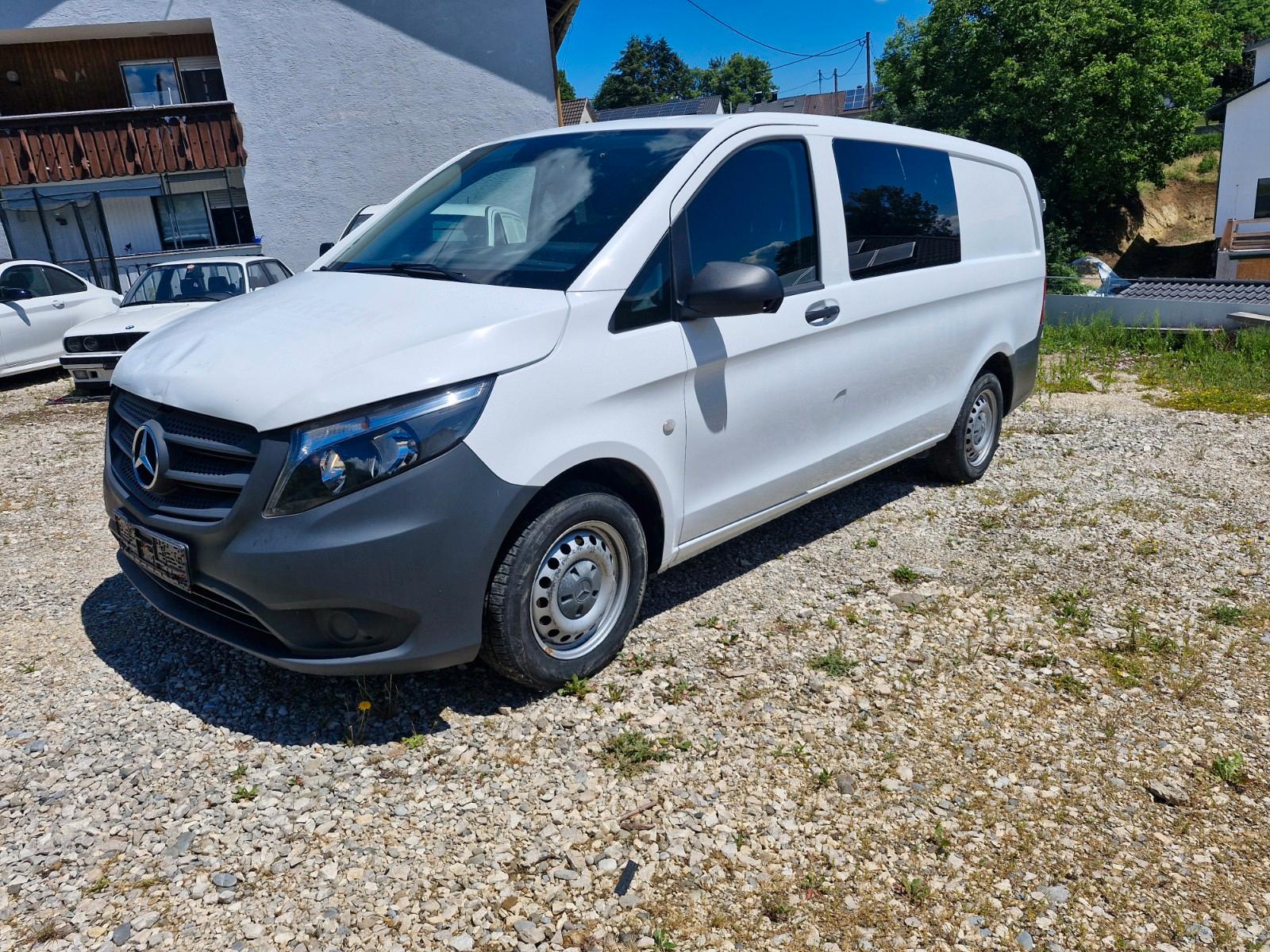 Mercedes-Benz Mixto 5 Sitzer