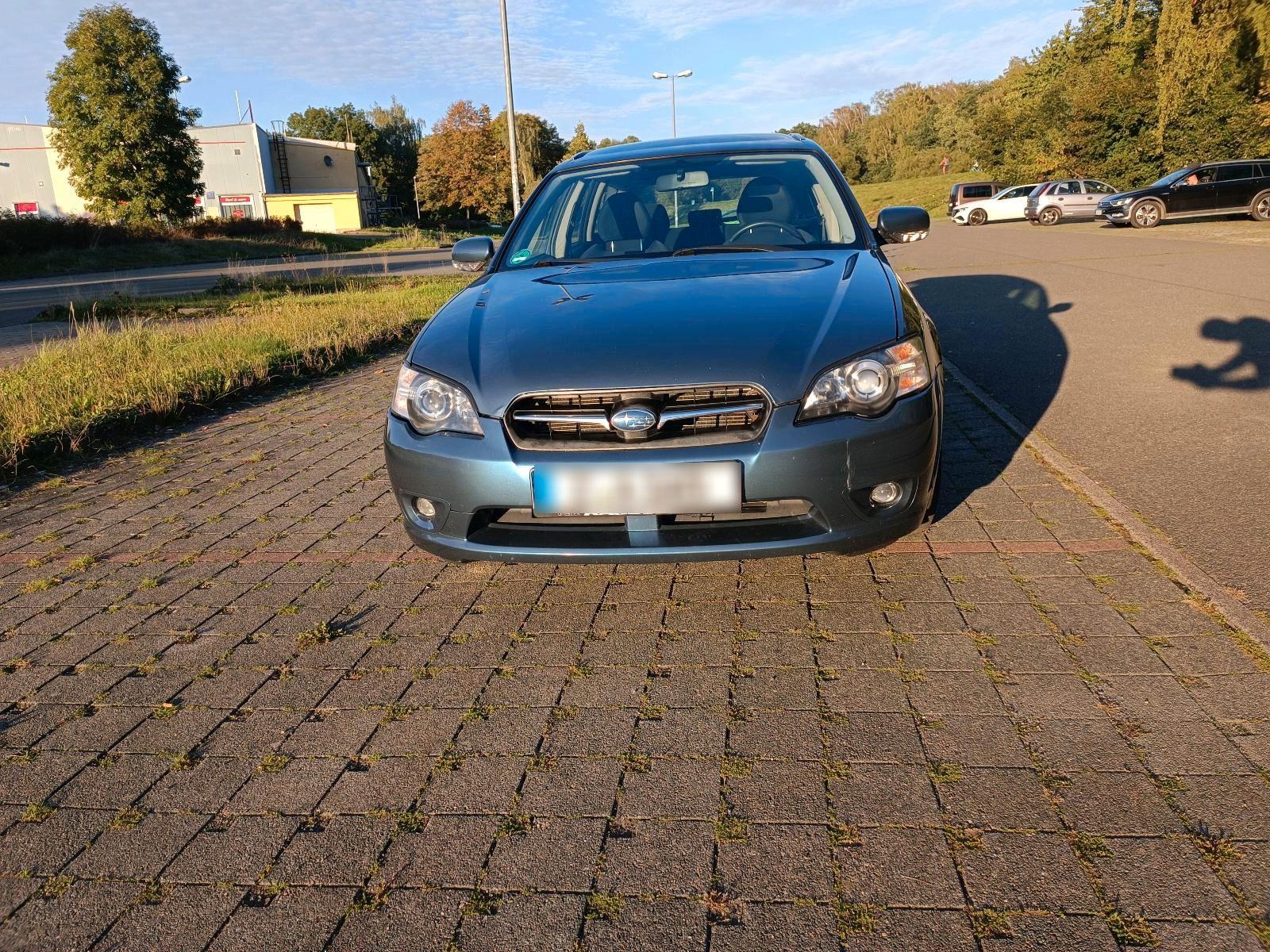 Subaru Legacy 2006 — interior