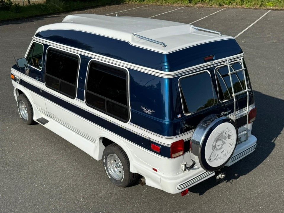 Fahrzeugabbildung Chevrolet Chevy Van G20 707 Leder deutsches Fzg AHK