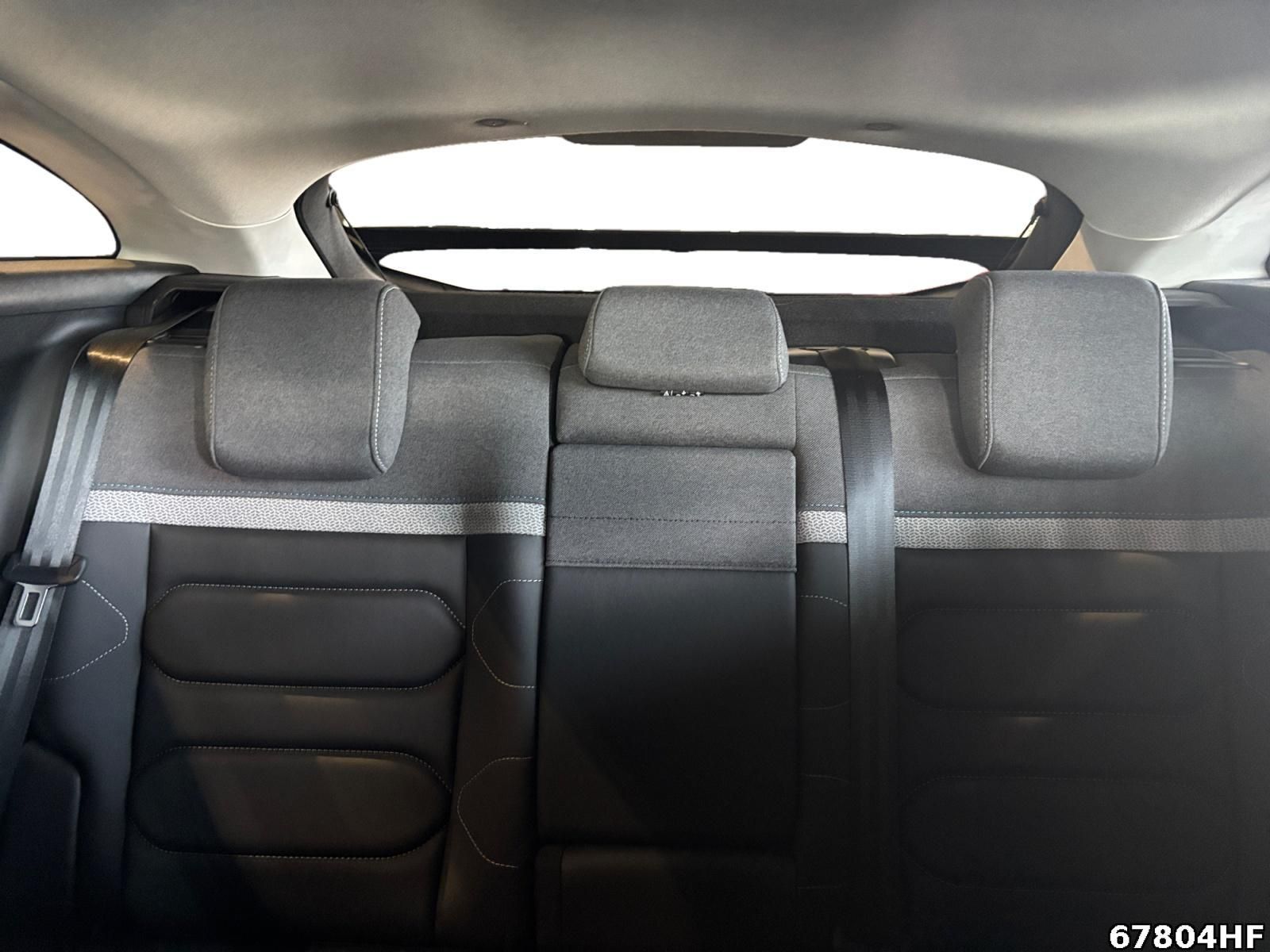 Fahrzeugabbildung Citroën C4 Shine +NAVI+SHZ+HEADUP+180KAMERA+CARPLAY+