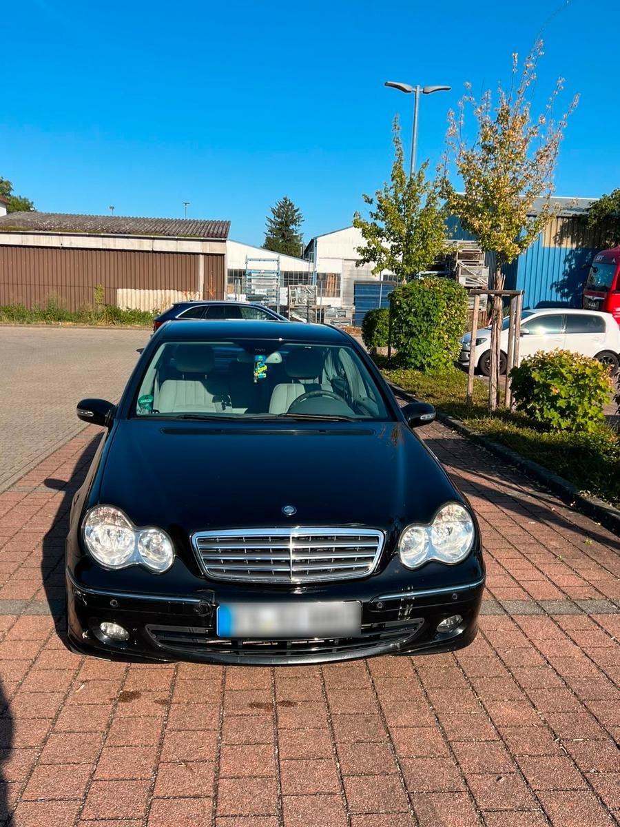 Mercedes-Benz C 180