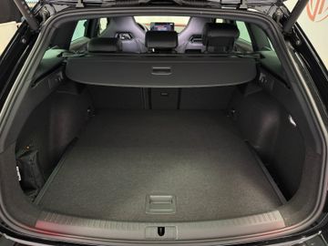 Cupra Leon Sportstourer 2.0 245 kW 4*4 VZ AHK Sennhei.