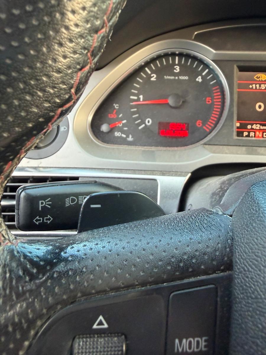 Audi A6 2006 — photo 11