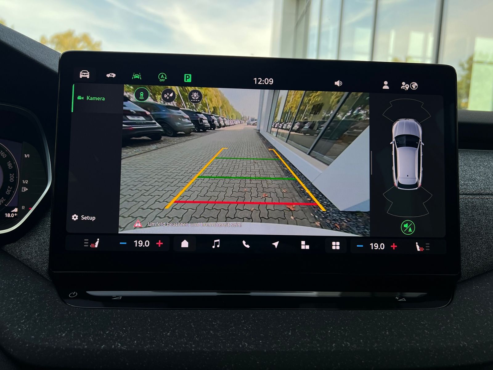 Fahrzeugabbildung SKODA Octavia Combi Tour 2.0 TDI DSG *AHK, LED, ACC, K