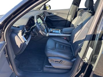 Audi Q7 - 4