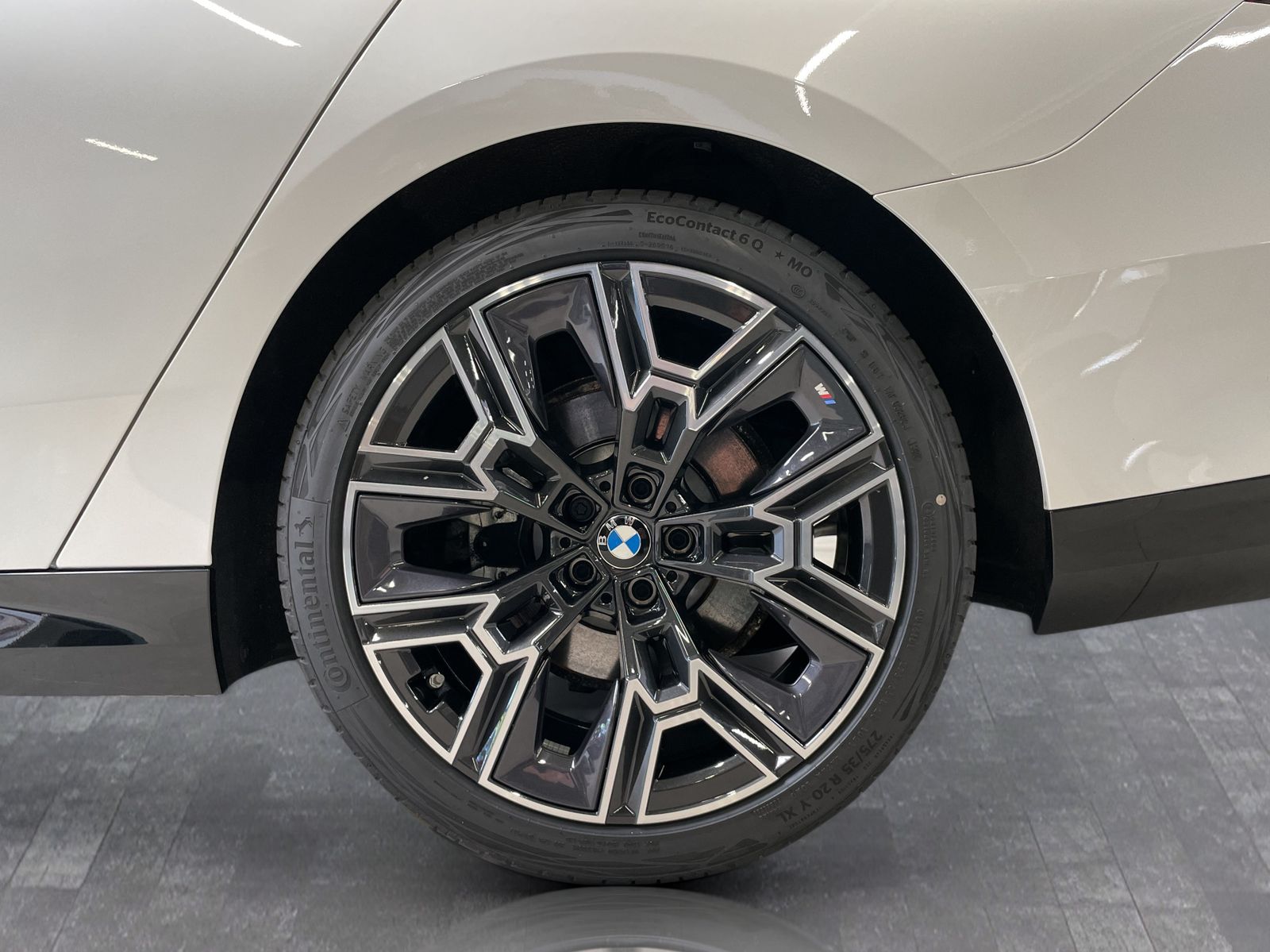 BMW 520 - Bild 14