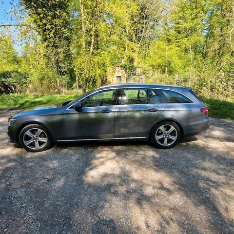 MERCEDES-BENZ Verkaufe E 350