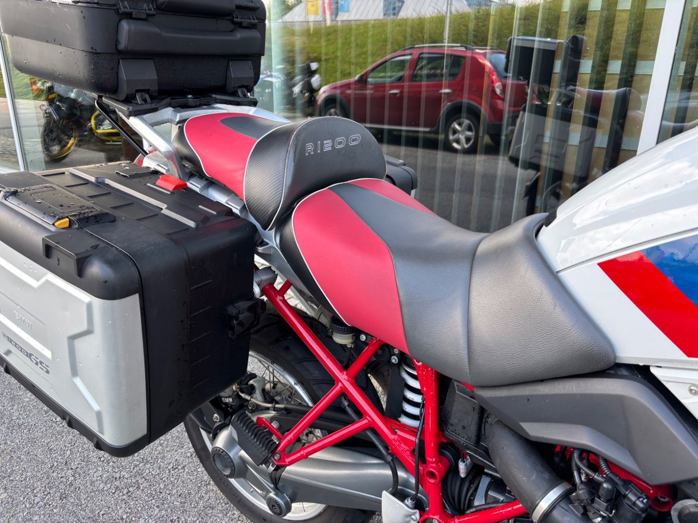 Fahrzeugabbildung BMW R 1200 GS Sondermodell Rallye aus 1. Hand