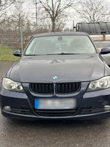 BMW 320i 2006 Modell Automatik