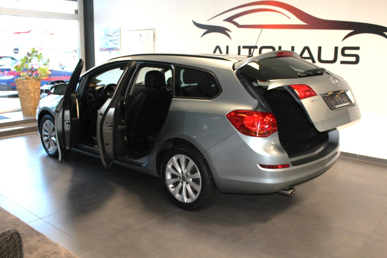 Opel Astra J Sports Tourer 150 Jahre Opel