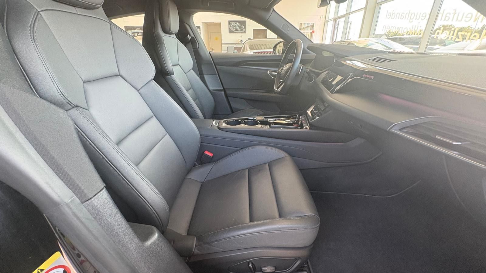Fahrzeugabbildung Audi e-tron GT quattro