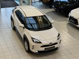 Toyota YARIS CROSS 4X4-KAMERA-NAVIG.-SMART KEY-16.790- - Toyota mit Hybrid-Antrieb: 7