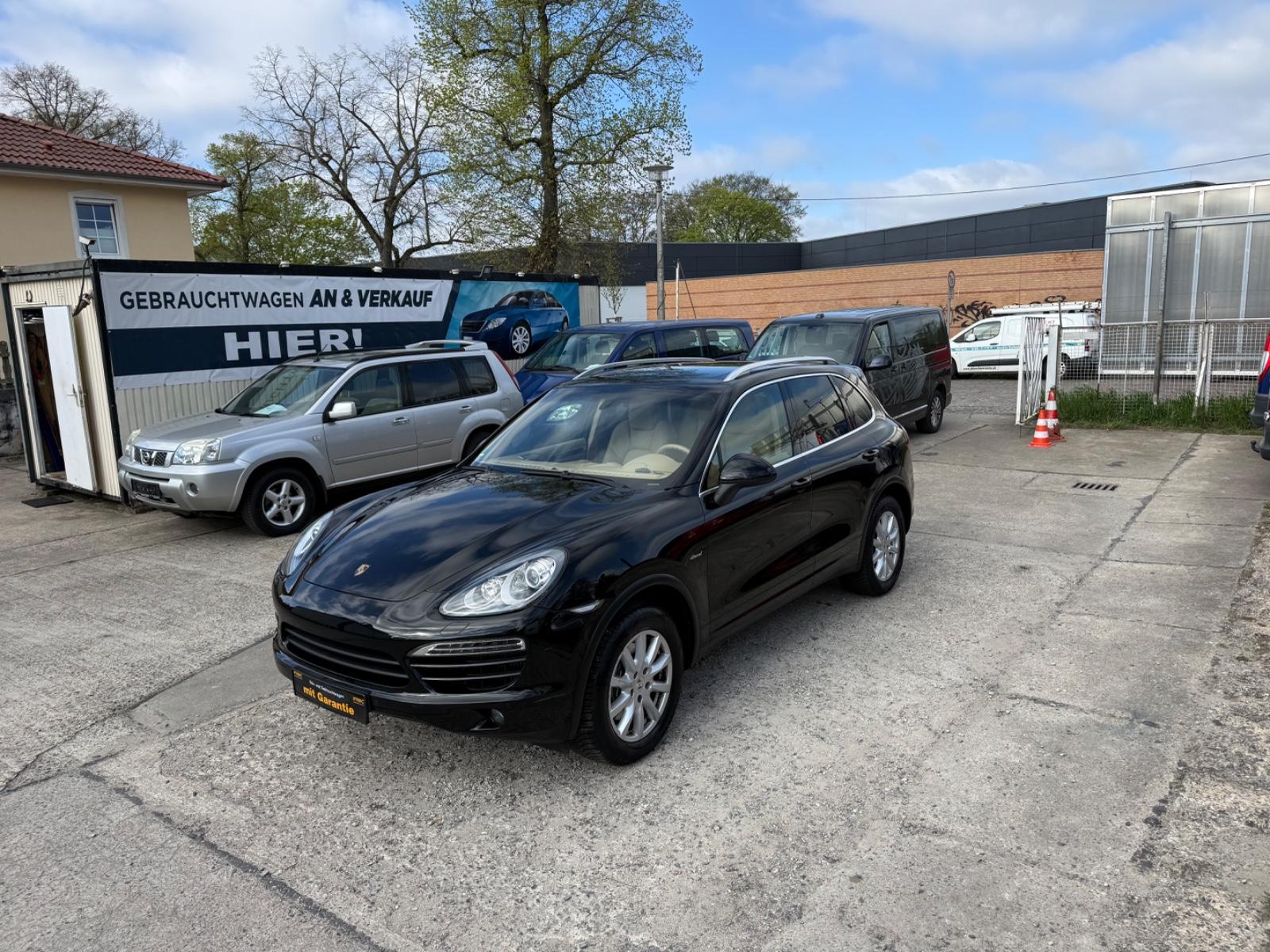 Porsche Cayenne Diesel*TUV NEU*PANORAMA*SHZ*AHK*