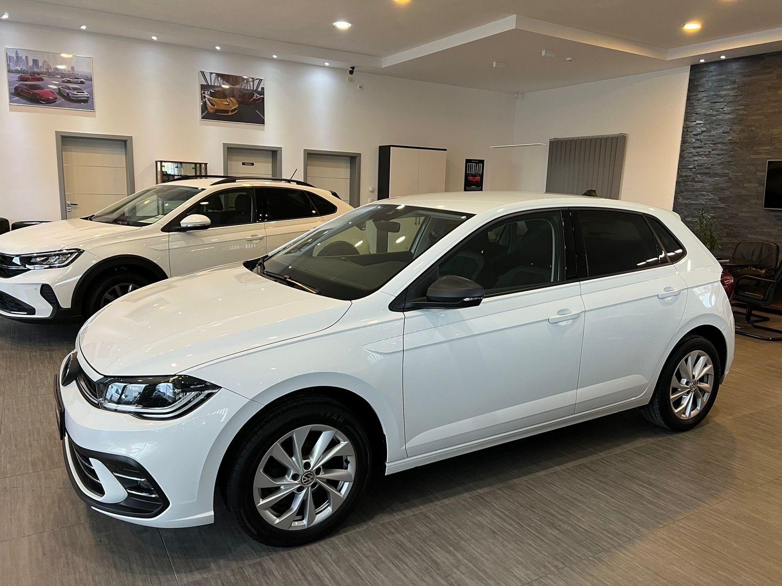 Volkswagen Polo VI*1.0TSI*NAV*STYLE*MATR*DIGI*PDC*SHZ*ALU*1
