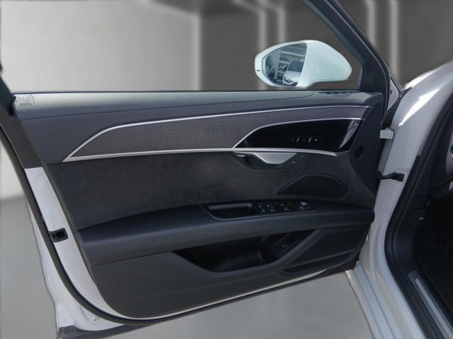 Audi A8 - Bild 20