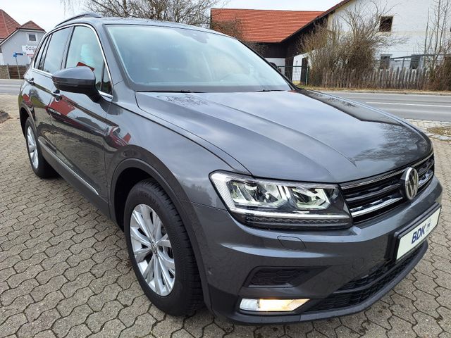 Volkswagen Tiguan Comfortline BMT/AT / Kamera/ AHK / LED