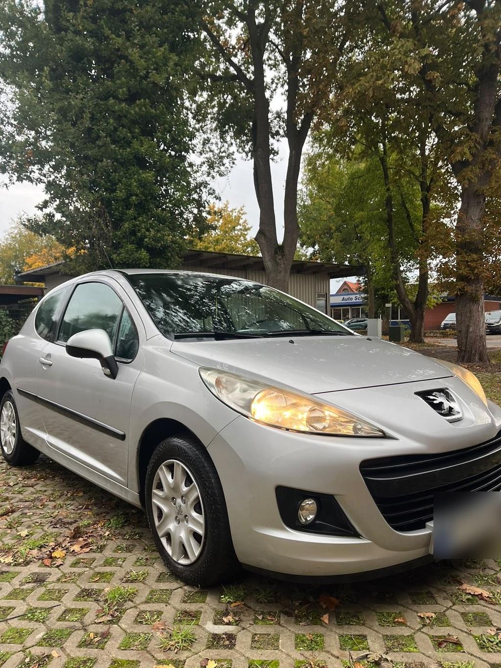 Peugeot Pegeout 207 1,4Benziner|Sparsam| gepflegt|...