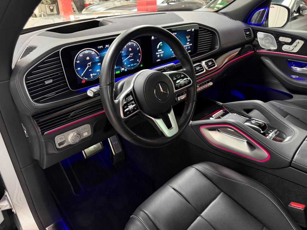 Mercedes-Benz GLS 600