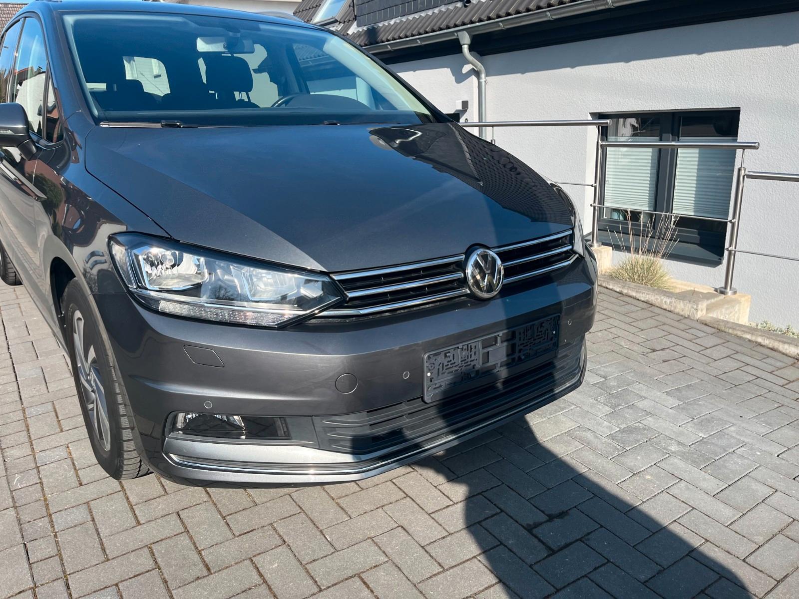 Volkswagen Touran 1.2TSI Sound 7.Sitze*1.Hd,Navi,SHZ hinten