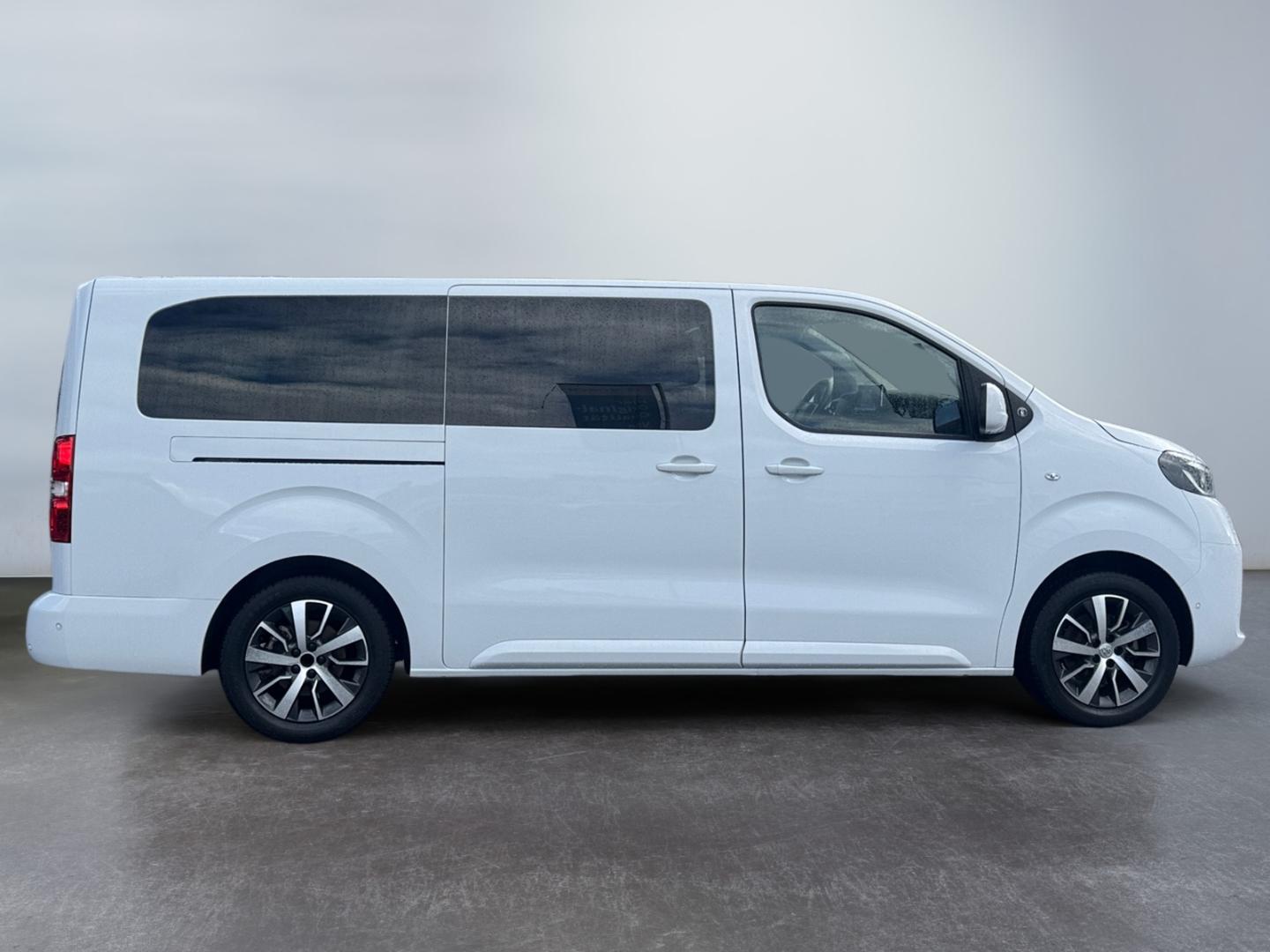 Toyota Proace Verso 2.0 D-4D L2 Team D *LED*ACC*CAM*Nav