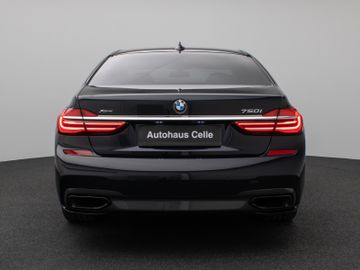 Fahrzeugabbildung BMW 750i xD M Sport 360°Laser Glasdach HUD DAB H/K