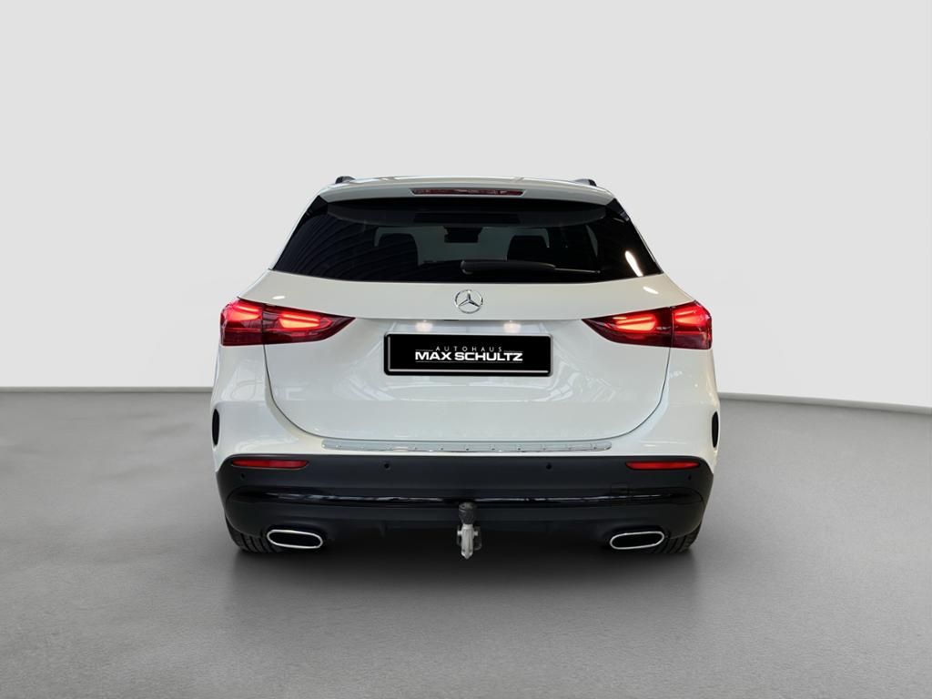 Fahrzeugabbildung Mercedes-Benz GLA 200 AMG*NIGHT*PANO*AHK*KEYL*BURM*360°KAMERA