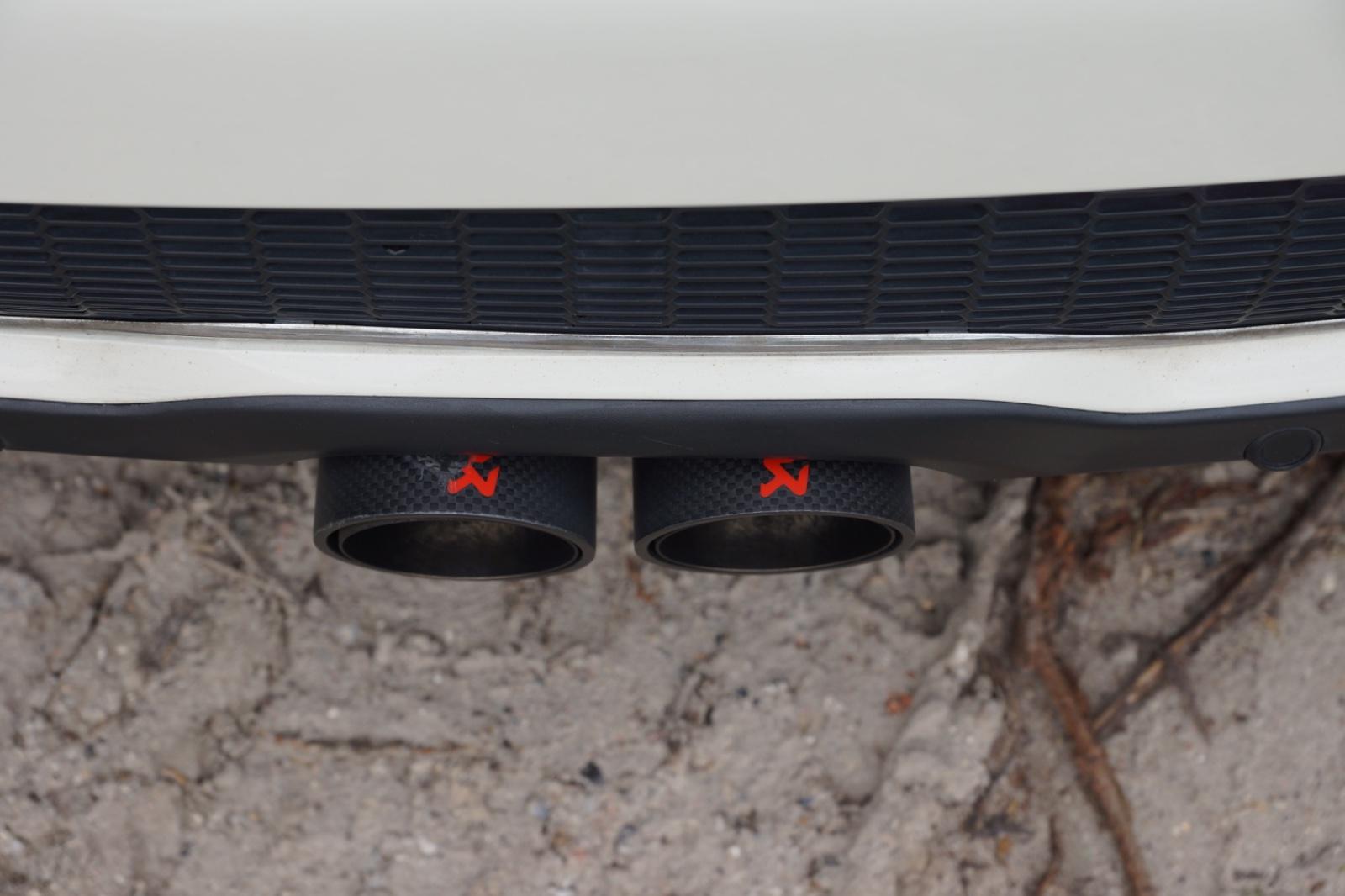 MINI Cooper S Cabrio *Akrapovic* *Harman Kardon*