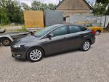 Ford FOCUS 2.0 TDCI Standh. Titanium Stufenheck  EU6 - Ford Focus: Limousine, Stufenheck
