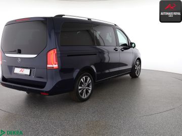 Mercedes V 220 - 5