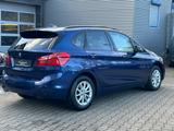 BMW 218 i Active Tourer Advantage 1.Hand Navi - BMW mit Benzin-Antrieb: Schaltgetriebe