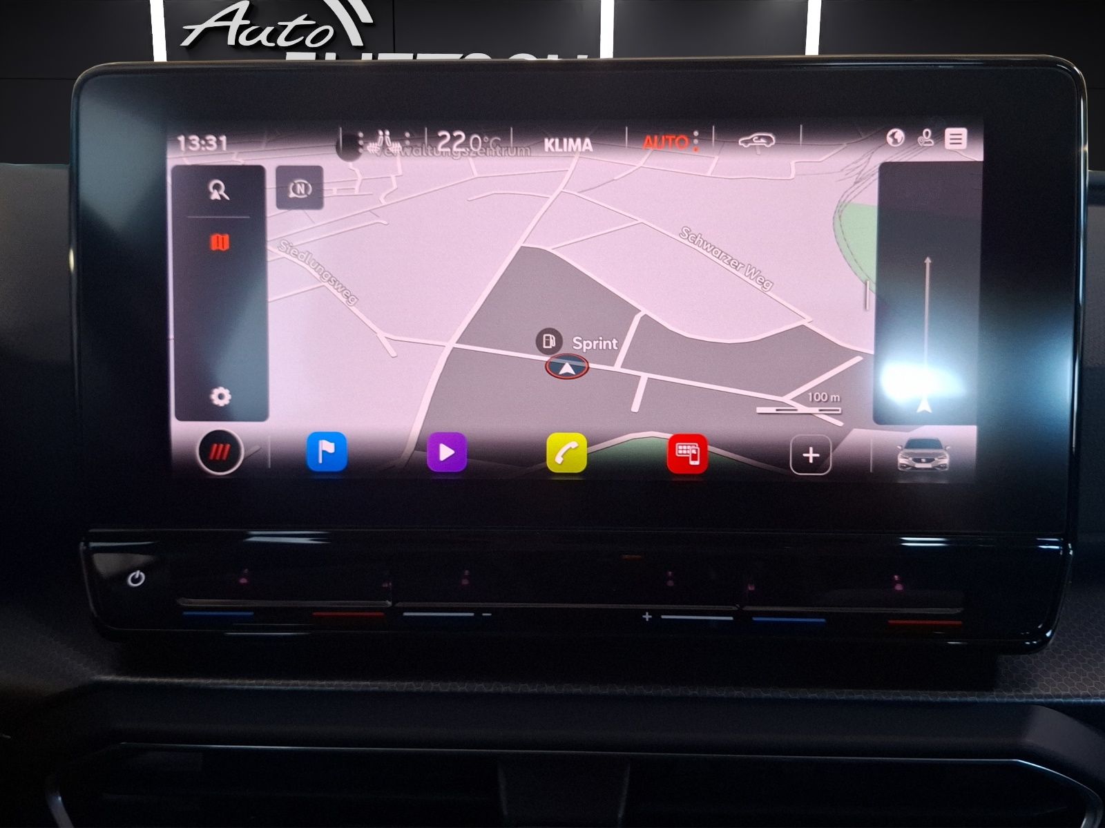 Fahrzeugabbildung SEAT Leon ST TSI Style LED AHK Navi AID ACC RFK SH