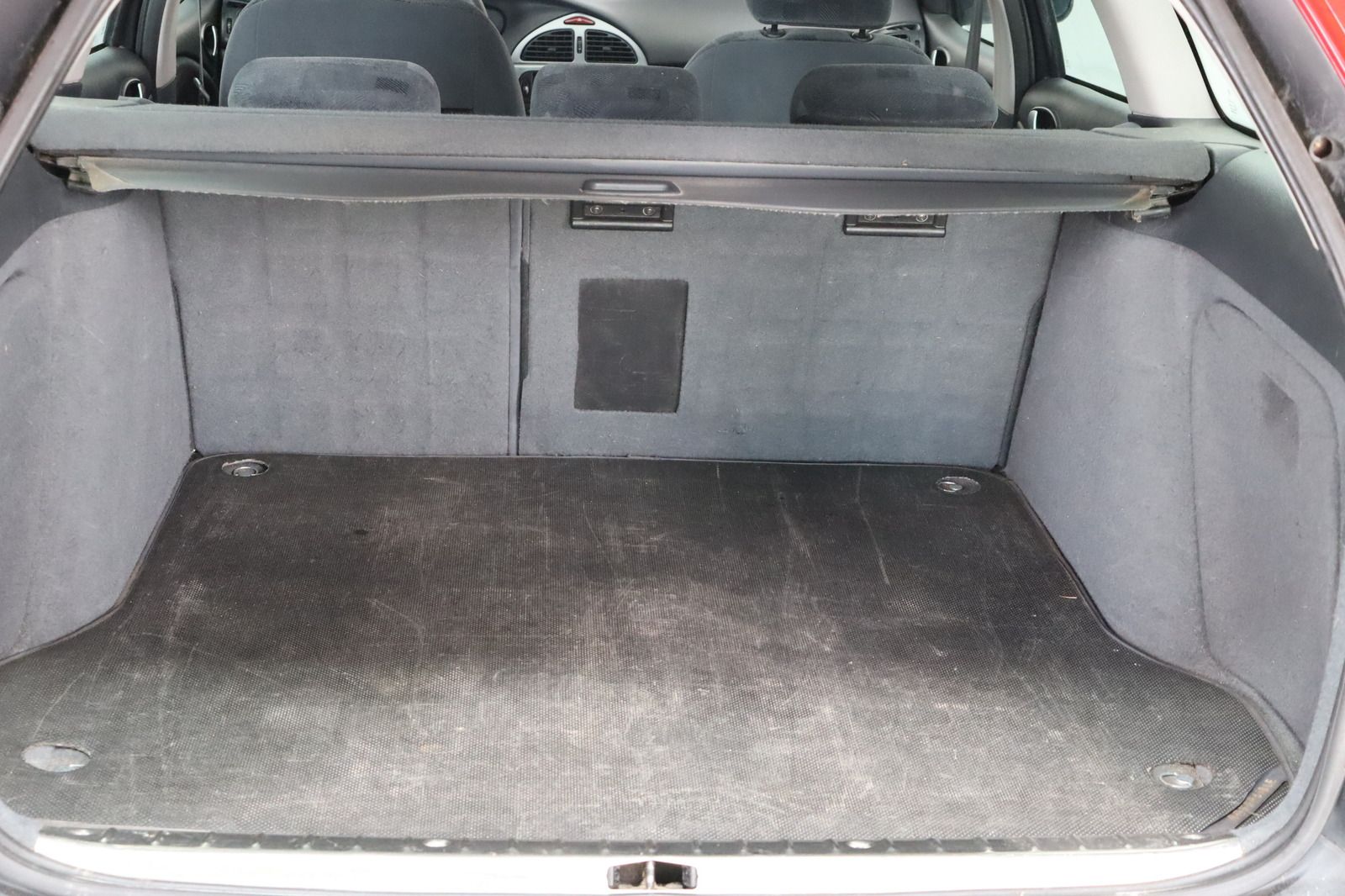 Fahrzeugabbildung Citroën C5 2.0 16V * Klimaautom. * PDC
