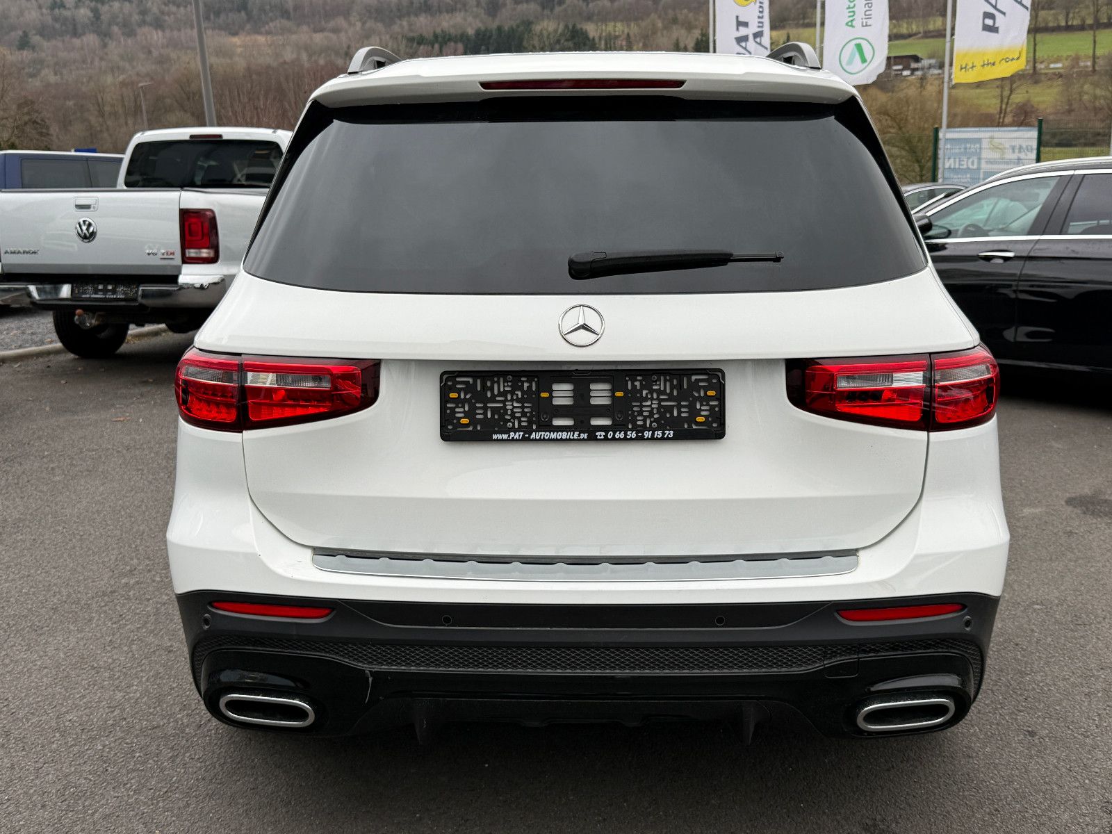 Fahrzeugabbildung Mercedes-Benz GLB 220d 4Matic AMG ACC AHK Kamera Ambiente Pano