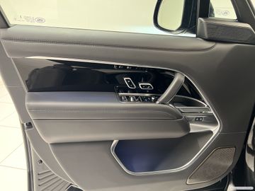 Land-Rover Range Rover - 12