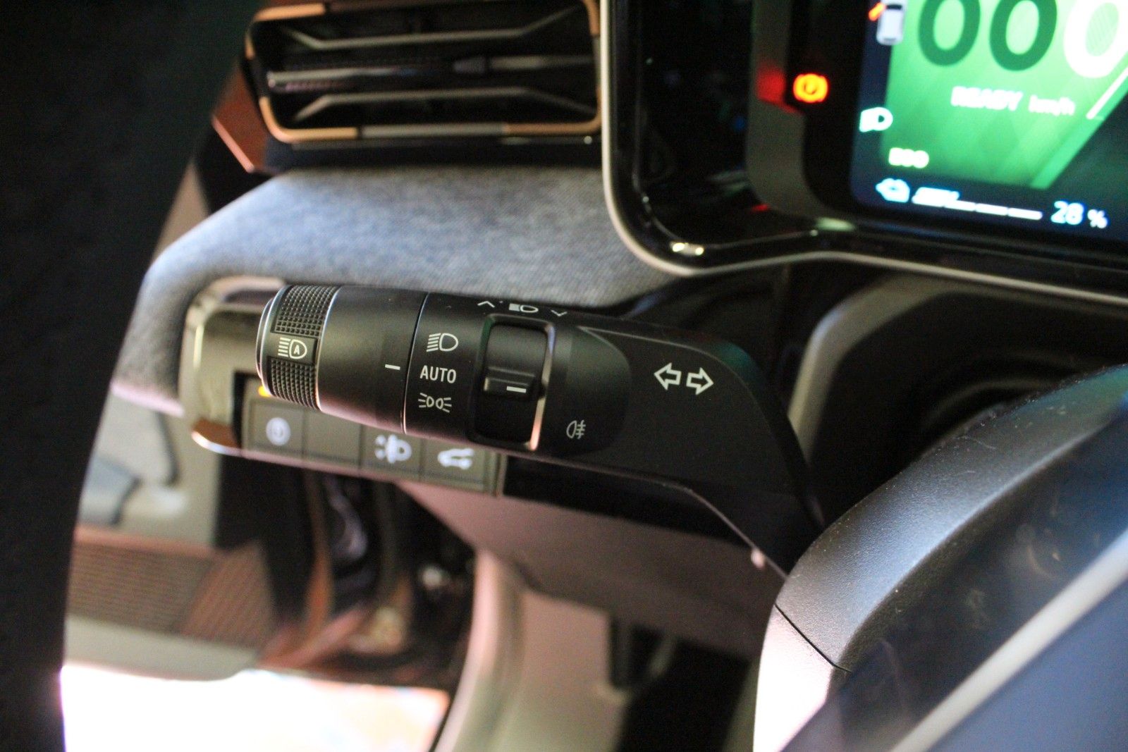 Fahrzeugabbildung Renault R 4 150 Comfort Range Techno*Winterpaket*